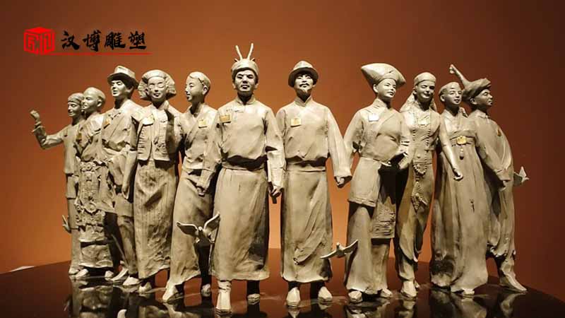 少數(shù)民族雕塑_人物雕塑定制_民族團(tuán)結(jié)雕塑_民族雕塑定制_人物雕塑定制