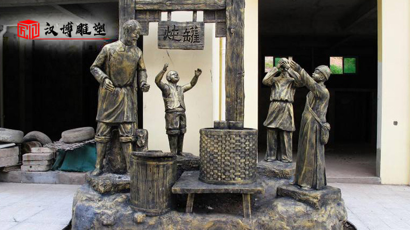 人物鑄銅雕塑_商業(yè)街雕像_戶外大型雕塑_商業(yè)街雕塑制作_人物銅雕定制
