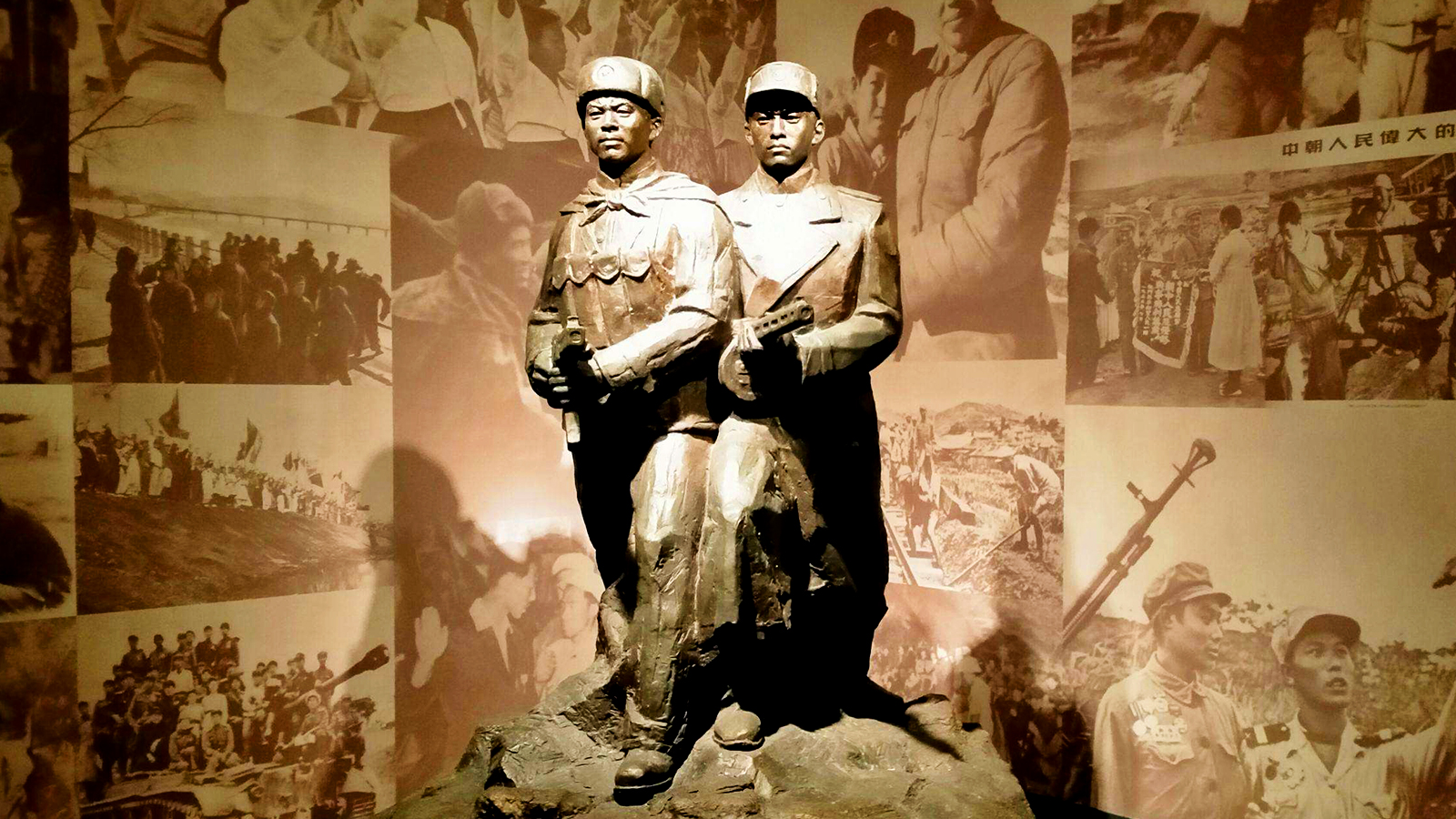 軍人雕塑，軍人精神有著深刻的內(nèi)涵