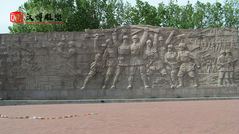大型雕塑定制_軍人人物浮雕像_戶外景觀雕像